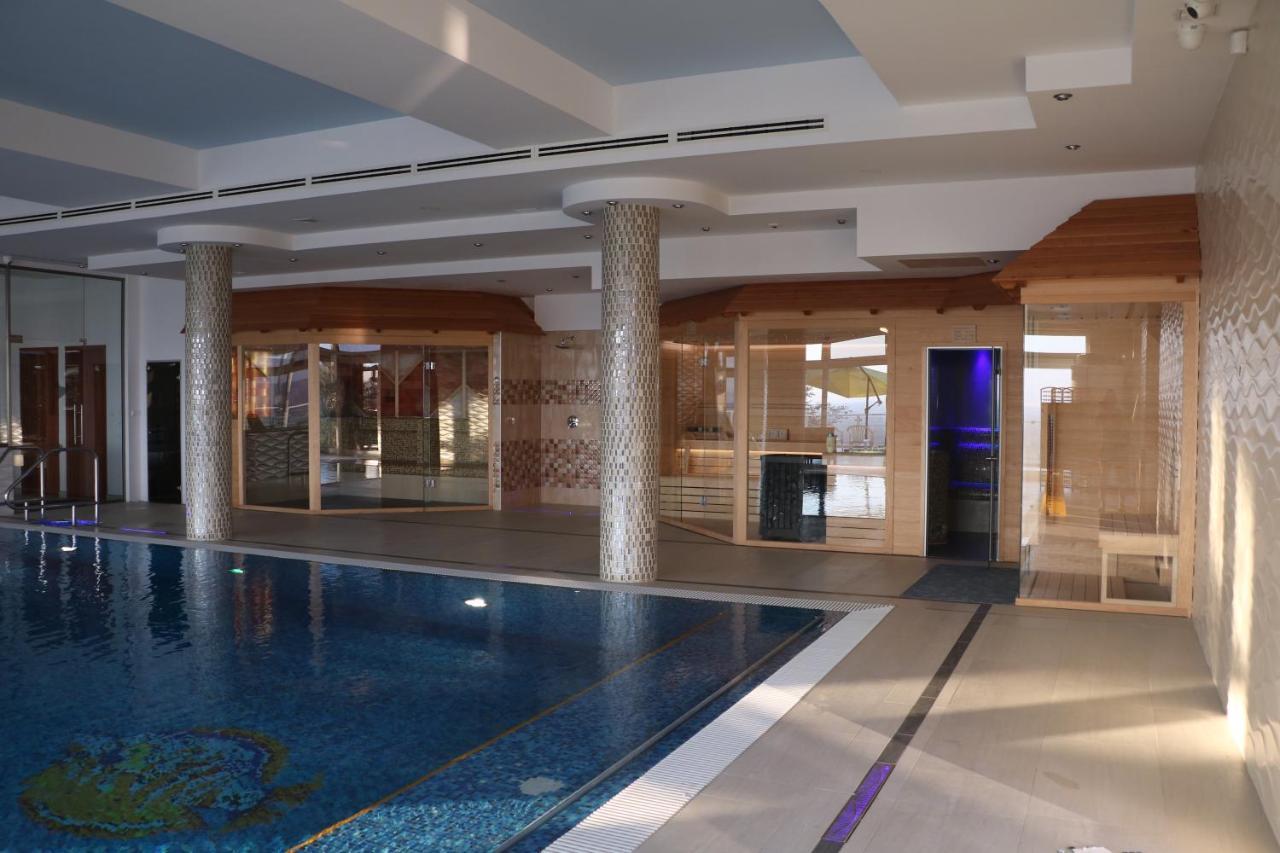 Astra Apartman Tatabánya Exterior foto